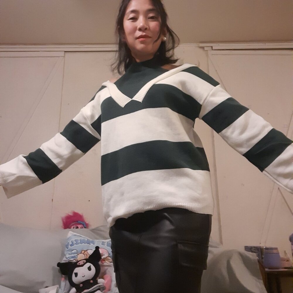 Green/white stripes blouse